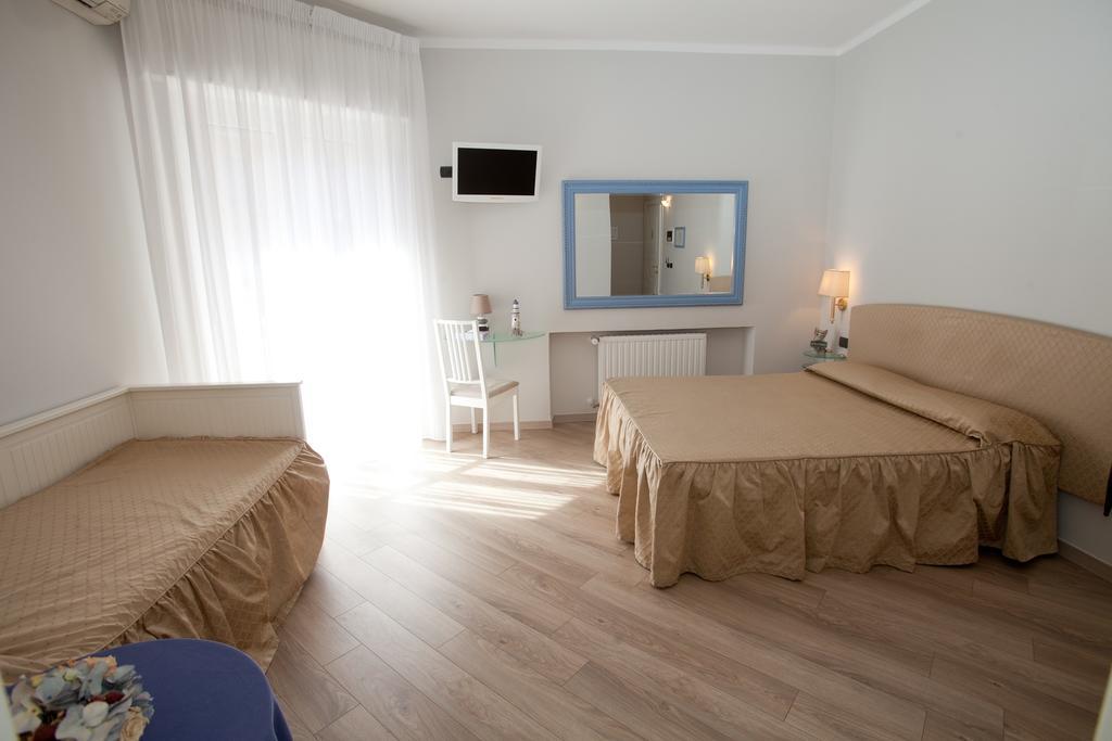 Hotel Il Gatto Rapallo Room photo